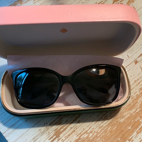 Kate Spade Black Sunglasses with Pink Case - Picture 5 of 6